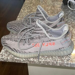 Adidas yeezy 350 greys